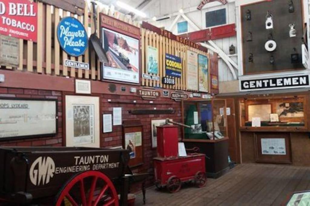 Value 4Rooms Exmoor Coast Steam Trains Taunton Esterno foto